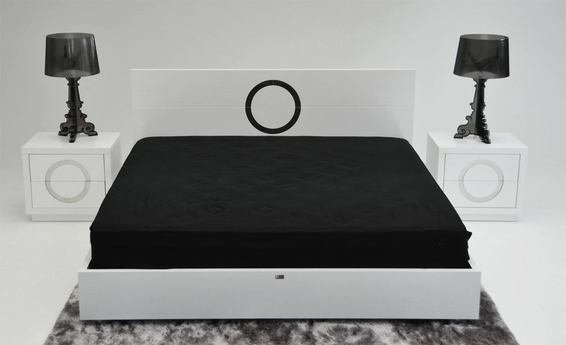 Ovidius - Modern White Crocodile Lacquer Bed