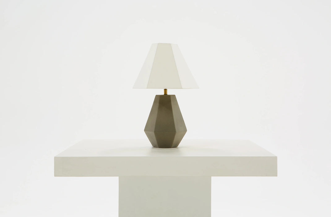 Modrest Estrada Modern Table Lamp