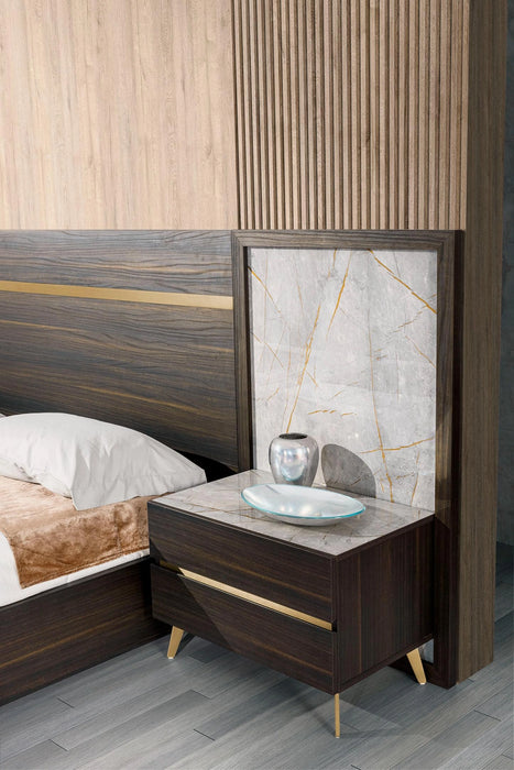 Velondra - Modern Eucalypto + Marble Bed with Two Nightstands