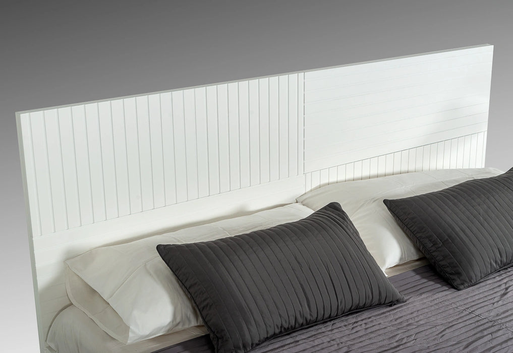 Nova Domus Valencia Contemporary Bedroom Set