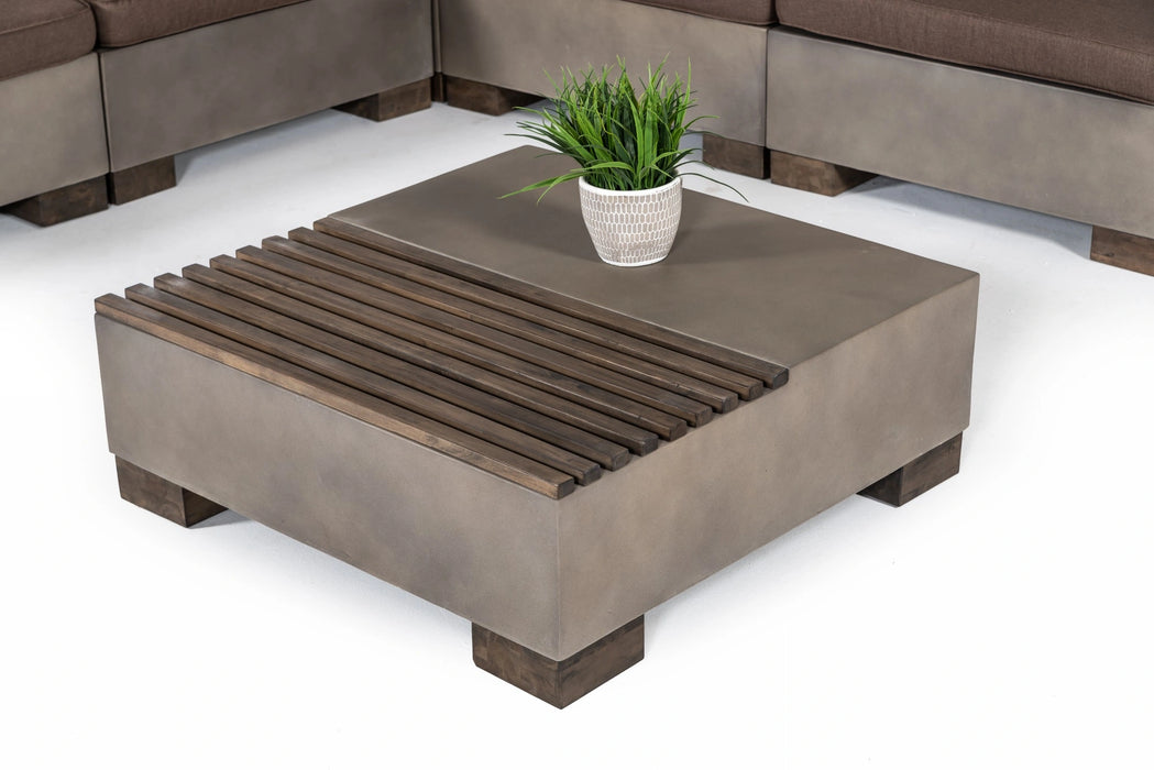 Modrest Delaware Modern Sectional Sofa