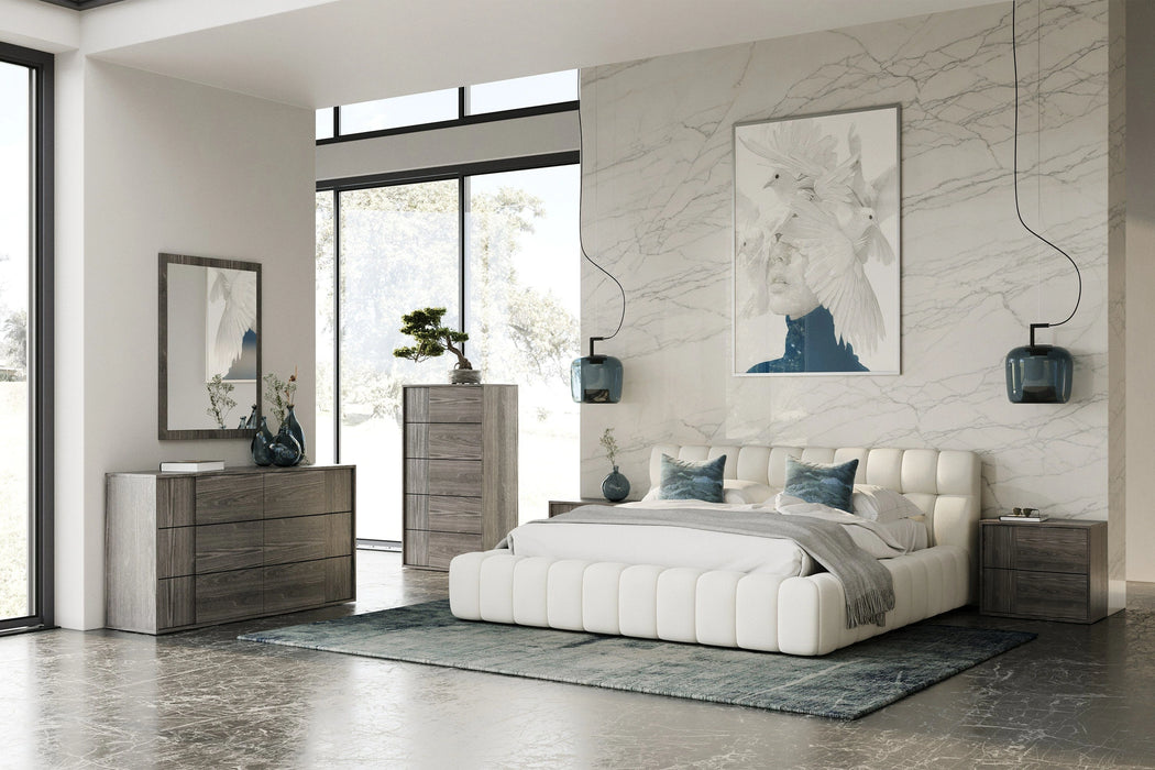 Tyree - Modern Tufted Off-White Fabric Bed