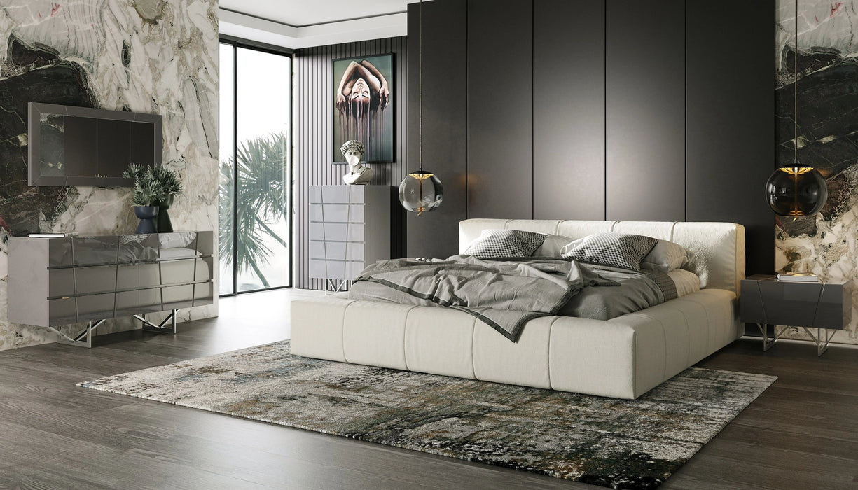 Lamont - Modern Fabric Bed
