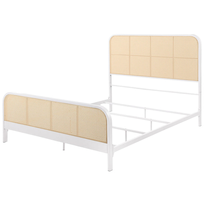 Lanewood Eastern King & Queen Bed Black & White