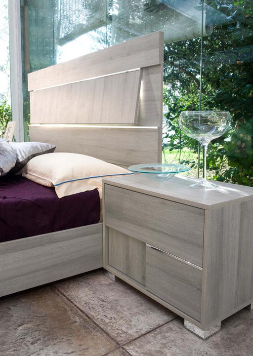 Modrest Ethan Italian Modern Bedroom Set image