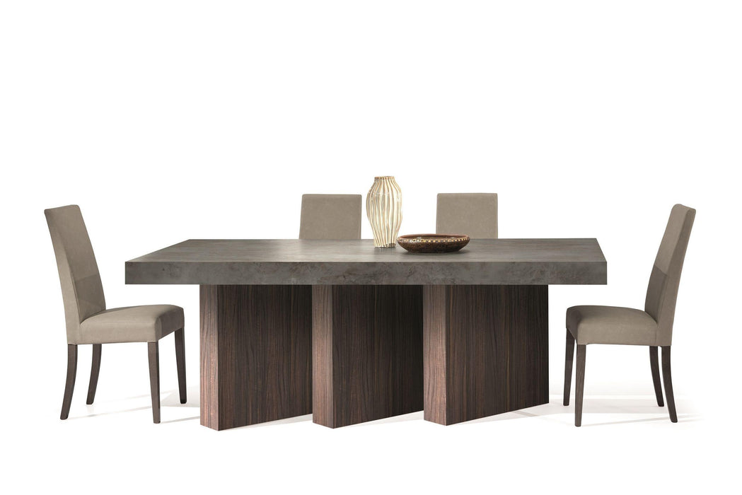 Nova Domus Amsterdam Modern Dining Table