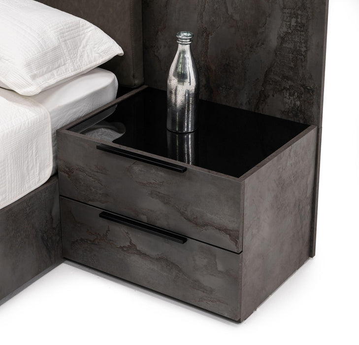 Nova Domus Ferrara Modern Nightstand