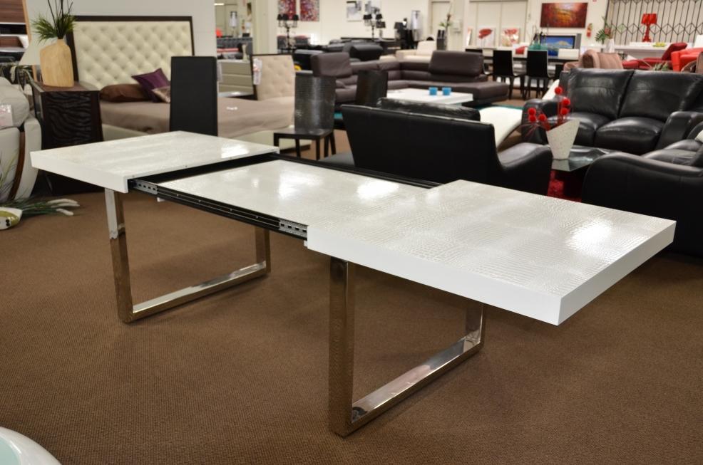 Skyline Extend Modern Dining Table