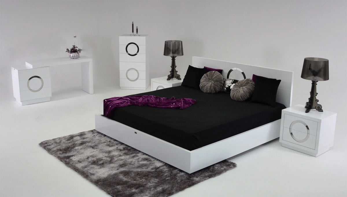 Ovidius - Modern White Crocodile Lacquer Bed