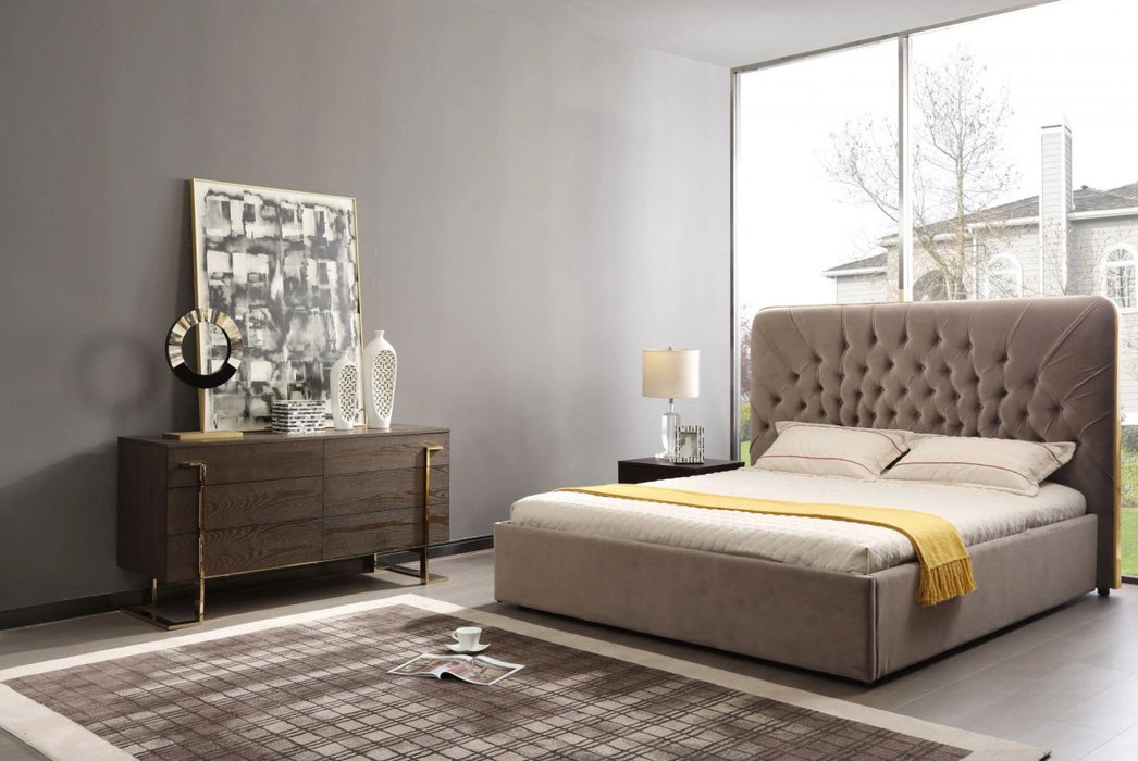 Moontide - Glam Beige Velvet and Brushed Brass 4-Piece Bedroom Set