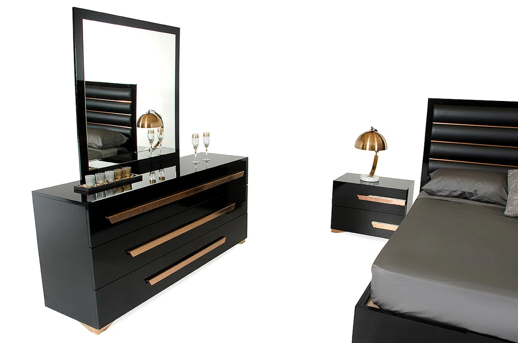 Nova Domus Romeo Italian Modern Mirror